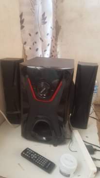 A picture of nauza bufa langu na shida na pesa sana wanangu kila