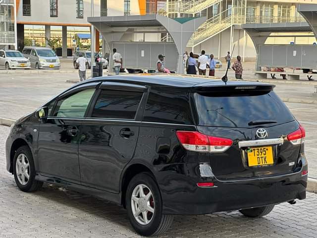 A picture of TOYOTA WISH NEW DT K 