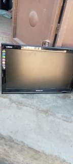 A picture of TV NCH 24 FLAT INA VGA CABLE HDMI FLASH BEI