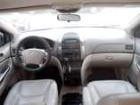A picture of Toyota Sienna 2007 08 model Few months used Tokumbo Standard