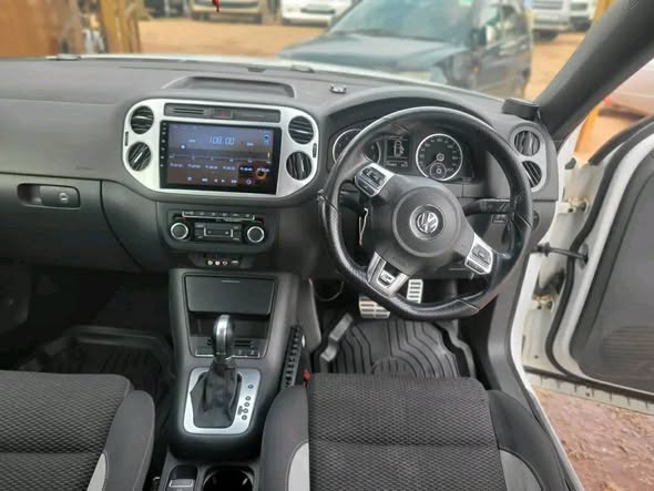 A picture of Tiguan 2014 for sale 39millions call 0755622807