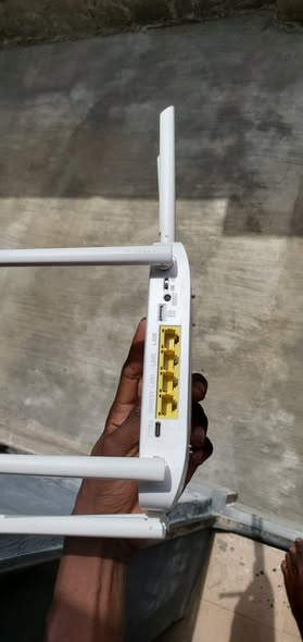 A picture of Universal 4g 5g router CP109 pro