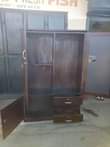 A picture of Wahi kabati mbao ngumu