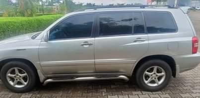 A picture of TAKAS MOTORS 07060931241 2006 Toyota Highlander Pure first body first