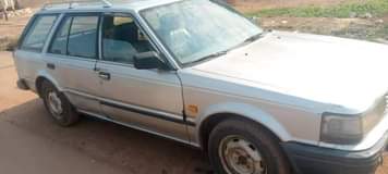 A picture of 1998 Nissan Old model Nissan