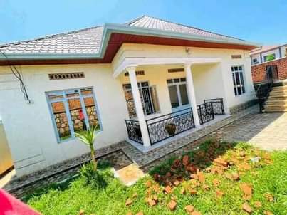 self compound houses