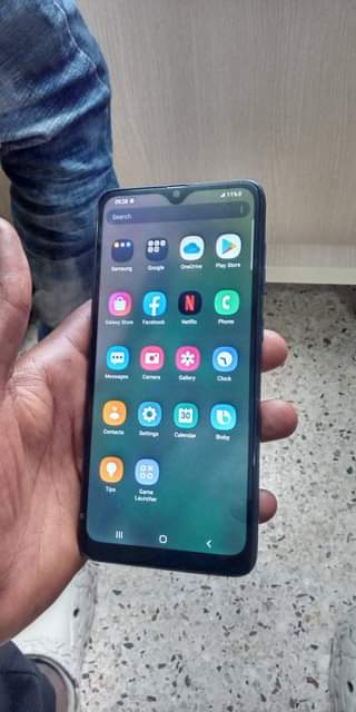 A picture of Samsung galaxy A70
