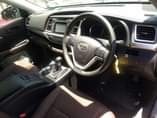 A picture of Toyota Kluger New Model Chassis