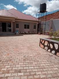 A picture of 3 BEDROOM HOUSE FOR SALE IN NASERE GANDA 218m