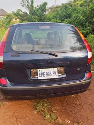 A picture of Nissan Almera tino
