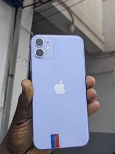 A picture of Iphone 11