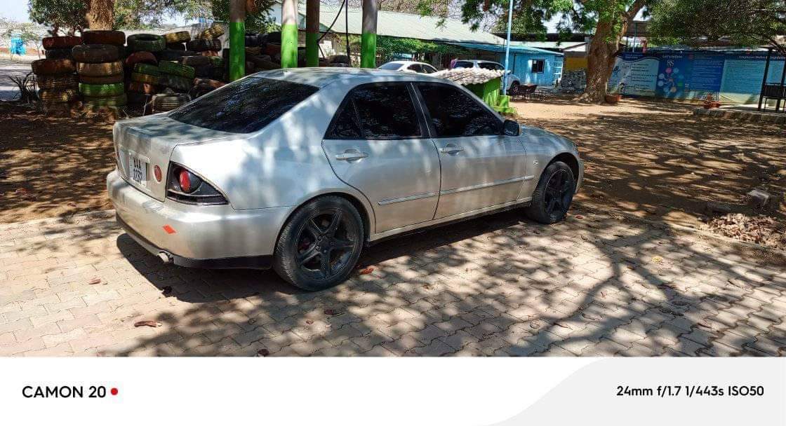 used toyota altezza