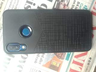 A picture of Selling that Techno Camon 11 has 32GB internal 4G perfect
