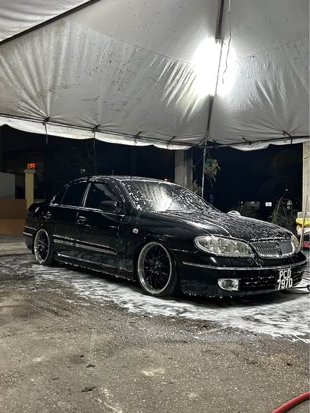 nissan almera