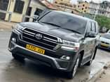 A picture of TOYOTA LAND CRUISER VX V8 BEI MILIONI 78