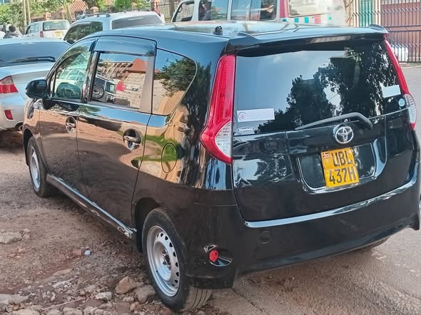 A picture of TOYOTA PASSO 2012