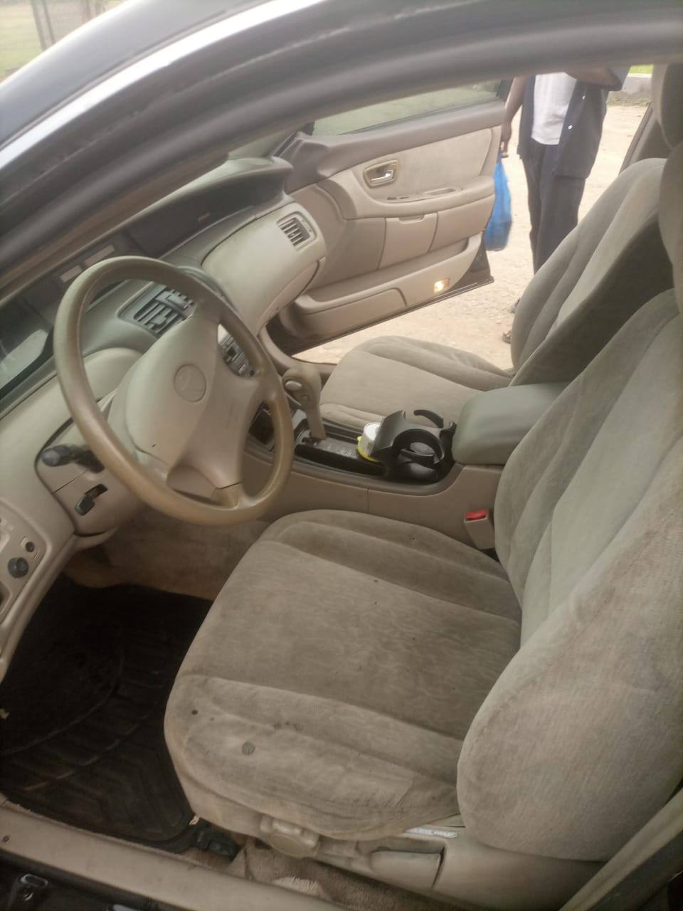 A picture of TOYOTA AVALON