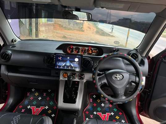 A picture of TOYOTA RUMION