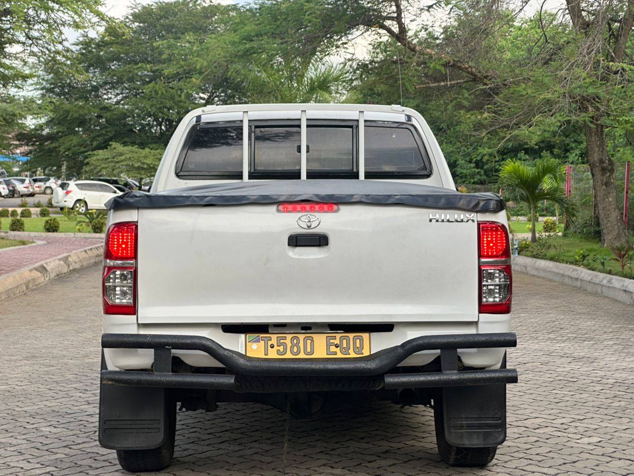 A picture of TOYOTA HILUX VIGO