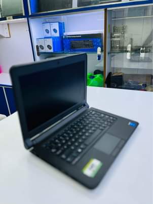 A picture of Dell latitude 3340