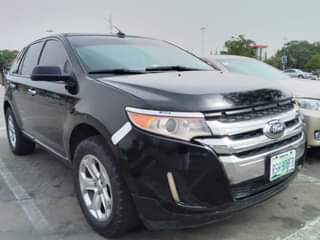 A picture of FORD EDGE 2012