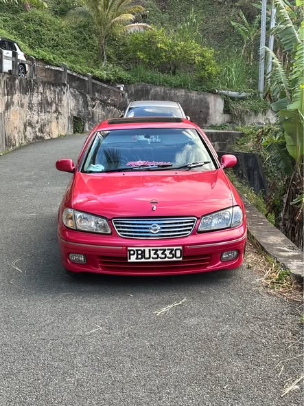 nissan almera