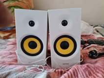 speakers