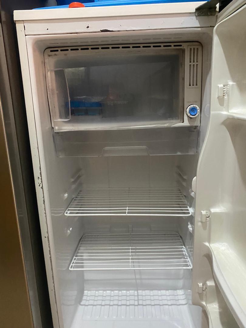 A picture of Fridge