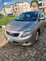 A picture of Tokunbo standard 09 Corolla with everything working perfect 08035813805