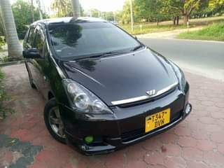 A picture of Toyota wishi