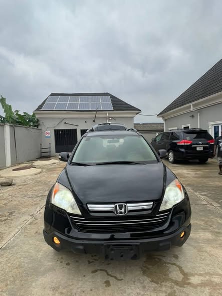 A picture of 2008 HONDA CRV