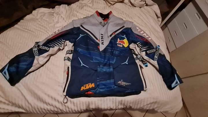 BIKES A.