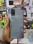 A picture of Samsung galaxy S20