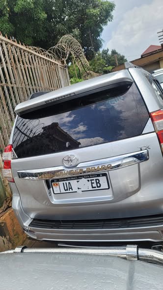 A picture of Land Cruiser FJ150 Petrol engine Automatic at 110m boss