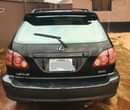A picture of Very Sharp deal Lexus rx300 2002 with a very sound