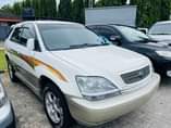 A picture of TOYOTA HARRIER FULL DOCUMENT TSH 9 800 000 CALL 0712973480