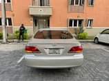 A picture of This is lexus Es330 2005 model clean interior and exterior