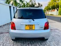 A picture of TOYOTA IST NAMBA D PIGA 255 714 550 592