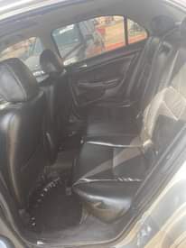 A picture of Honda Accord 2004