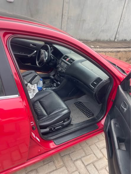A picture of Honda accord 2006