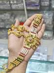 A picture of Choker set