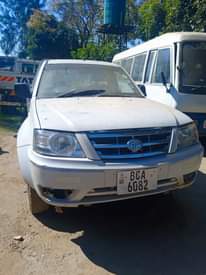 A picture of Zenon tata van on sale only suspension pressure first come