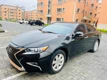 A picture of 2009 Es350