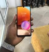 A picture of SAMSUNG A32