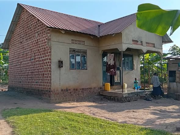 A picture of GOOD DEAL HOUSE ON QUICK SALE 45M Located at Matugga