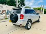 A picture of TOYOTA RAV4