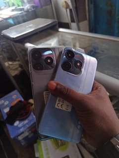 A picture of These are brand new spark 10 phones with 8 16gb