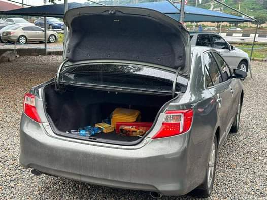A picture of URGENT DISTRESS SUPER SHARP 2014 TOYOTA CAMRY XLE V6 WITH