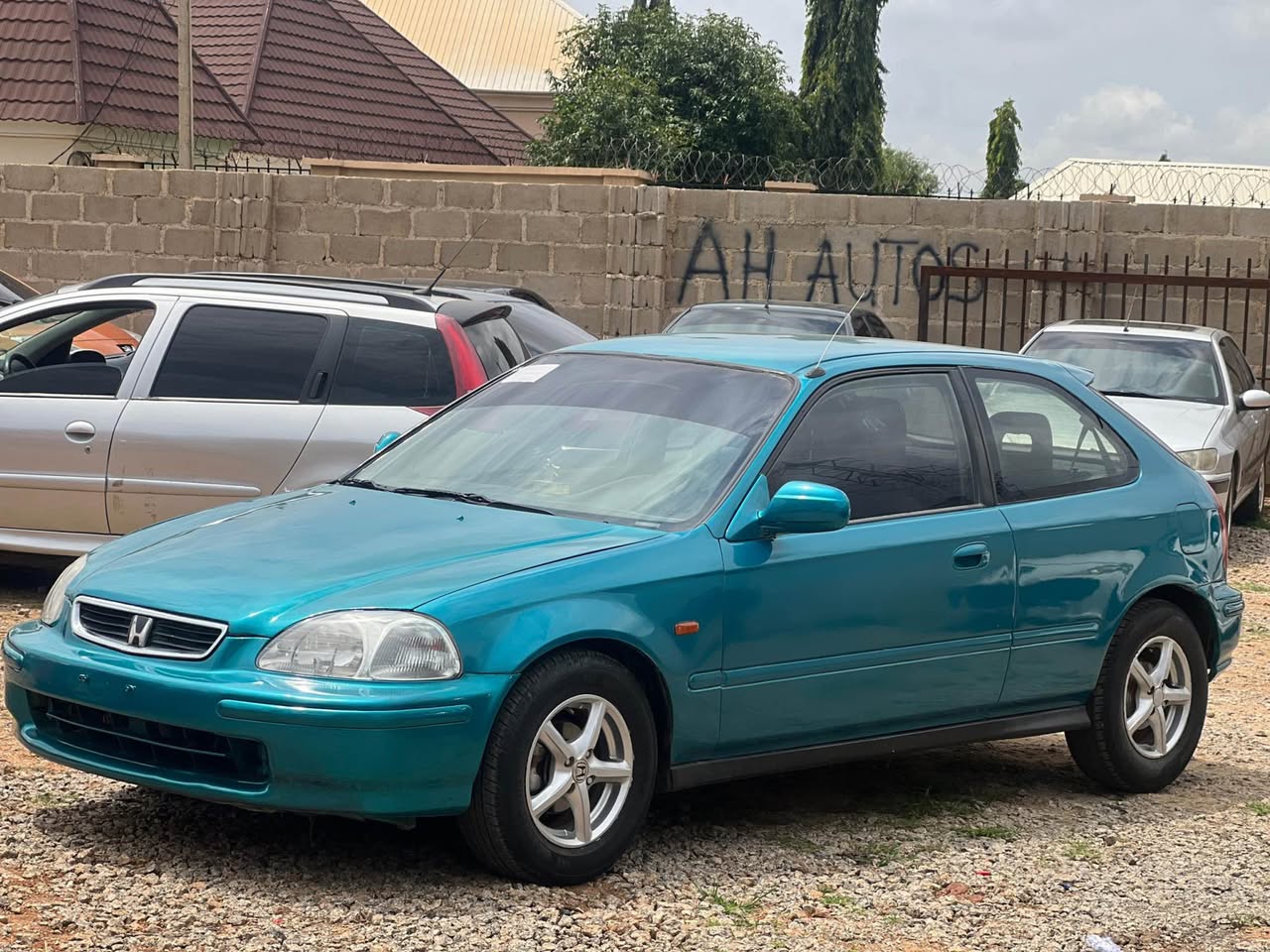 A picture of HONDA CIVIC