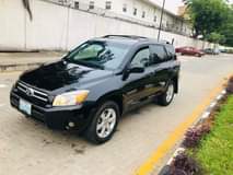 A picture of TOYOTA RAV 4 2008 MODEL